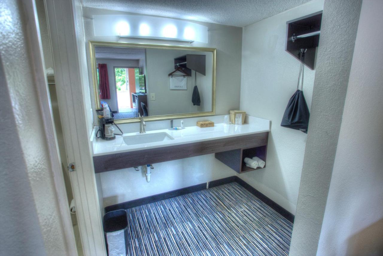 Budgetel Inn And Suites Plus Helen Kültér fotó