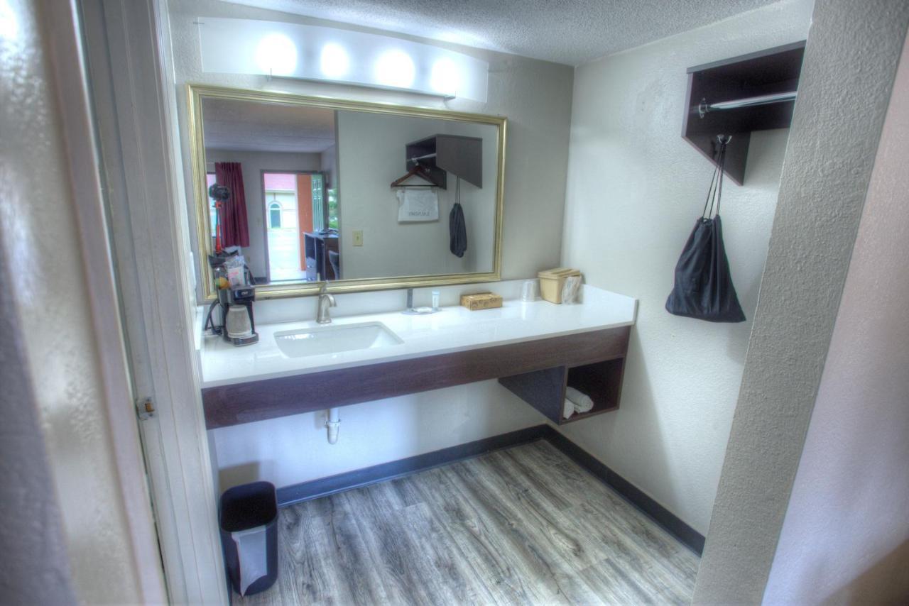 Budgetel Inn And Suites Plus Helen Kültér fotó